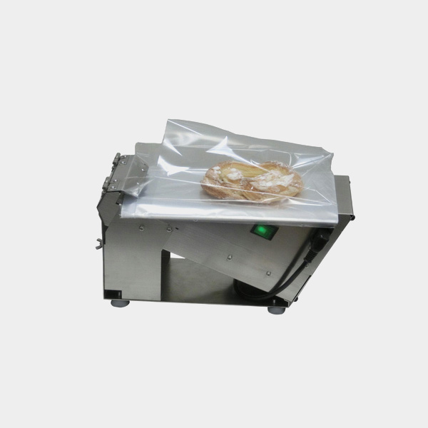 F8各式麵包小型袋開口機